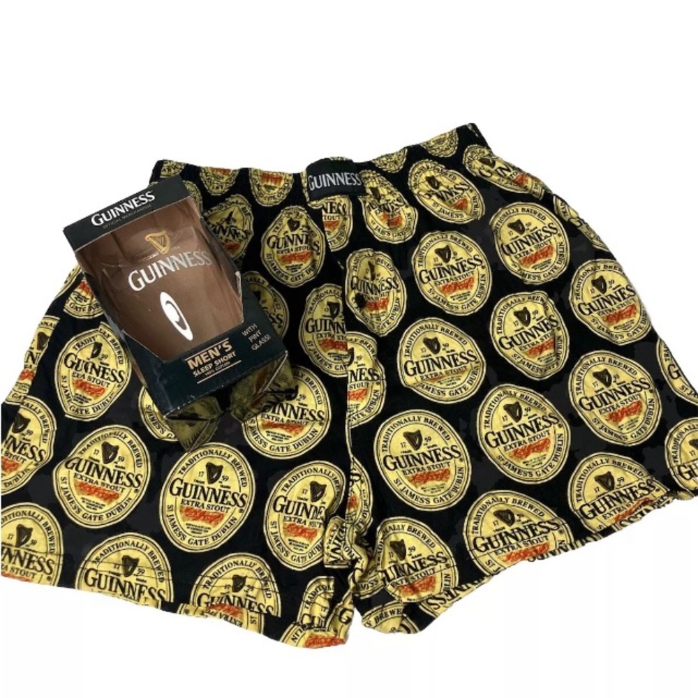 GUINNESS Extra Stout Boxer Sleep Lounge Shorts & Logo Pint Glass Boxed Gift Set